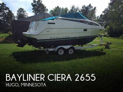 1995 Bayliner 28 Express Cruiser
