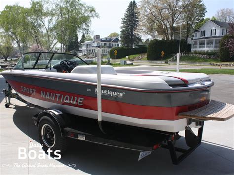 1998 Correct Craft Ski Nautique