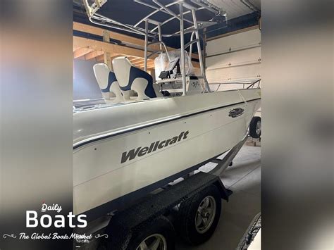2000 Wellcraft 210 Coastal