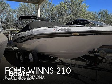 2001 Four Winns Horizon 210