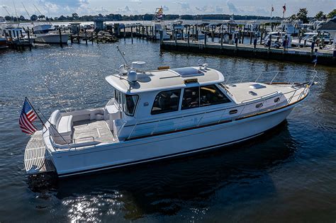 2012 Grand Banks Eastbay 35