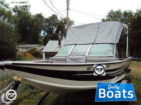 2012 Smokercraft 162 Pro Angler