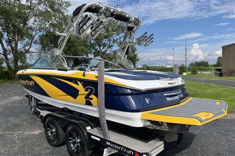 2013 MasterCraft X2