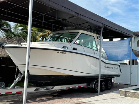 2014 Boston Whaler 315 Conquest