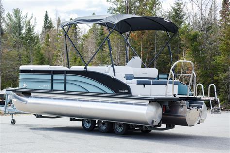 2015 Harris Sunliner 230