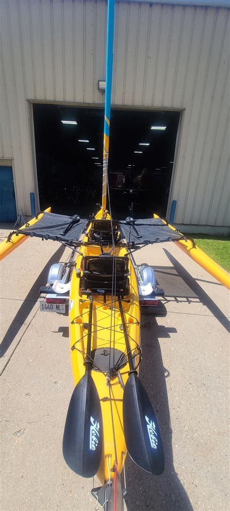 2017 Hobie Mirage Pedal Boat 10