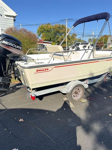 2018 Boston Whaler 170 Montauk