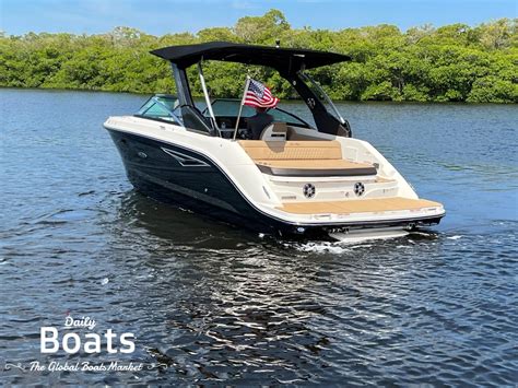 2019 Sea Ray 250 SLX