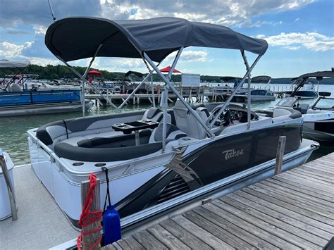 2021 Tahoe 2285 DLX