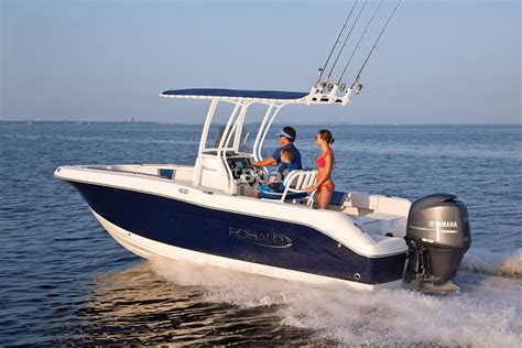 2022 Robalo R200 Explorer
