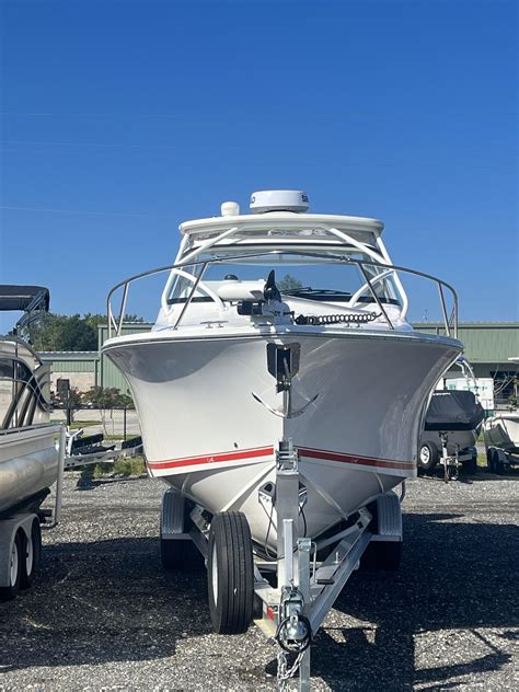 Albemarle 27 Express 2021