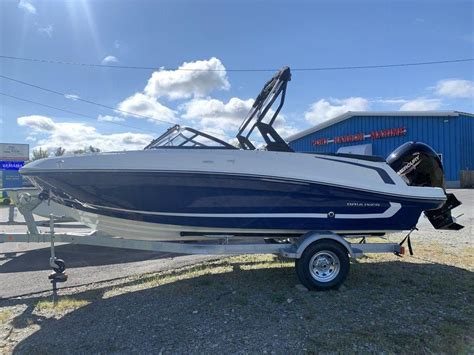 Bayliner VR5 2021
