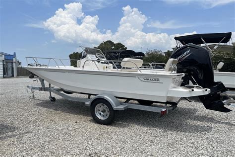 Boston Whaler 170 Dauntless 2023