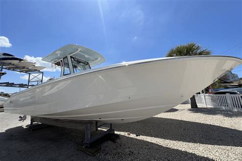 Top Bay Boat Brands for Handling Choppy Bay Water Effectively