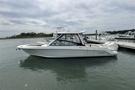 Boston Whaler 230 Vantage 2022