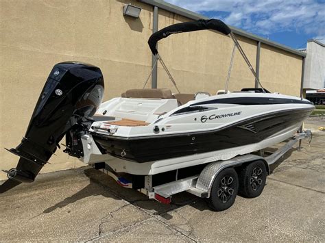 Crownline E265 XS 2023