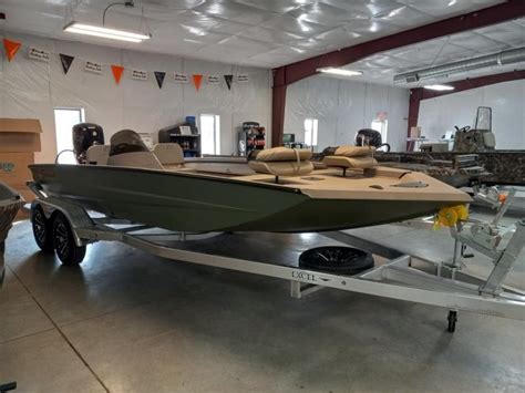 Forge Fishing Boat 17 2023