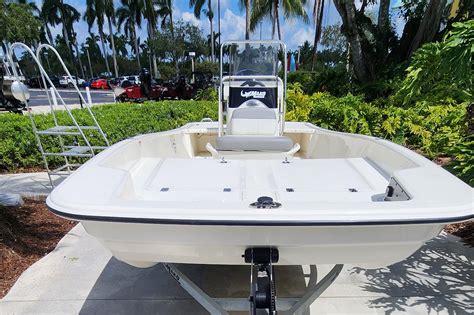 Mako Pro Skiff 17 CC 2023