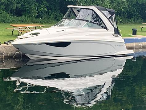 Regal 28 Express 2021
