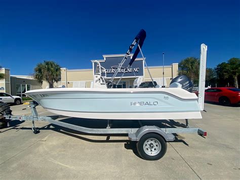Robalo R160 2020