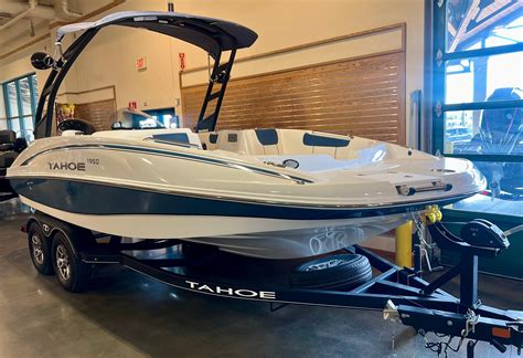 Tahoe 1950 Deck Boat 2023